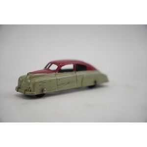 Vintage 1950 Tootsietoy Chevrolet Fastback Sedan Diecast Car Red/Gray‎ USA